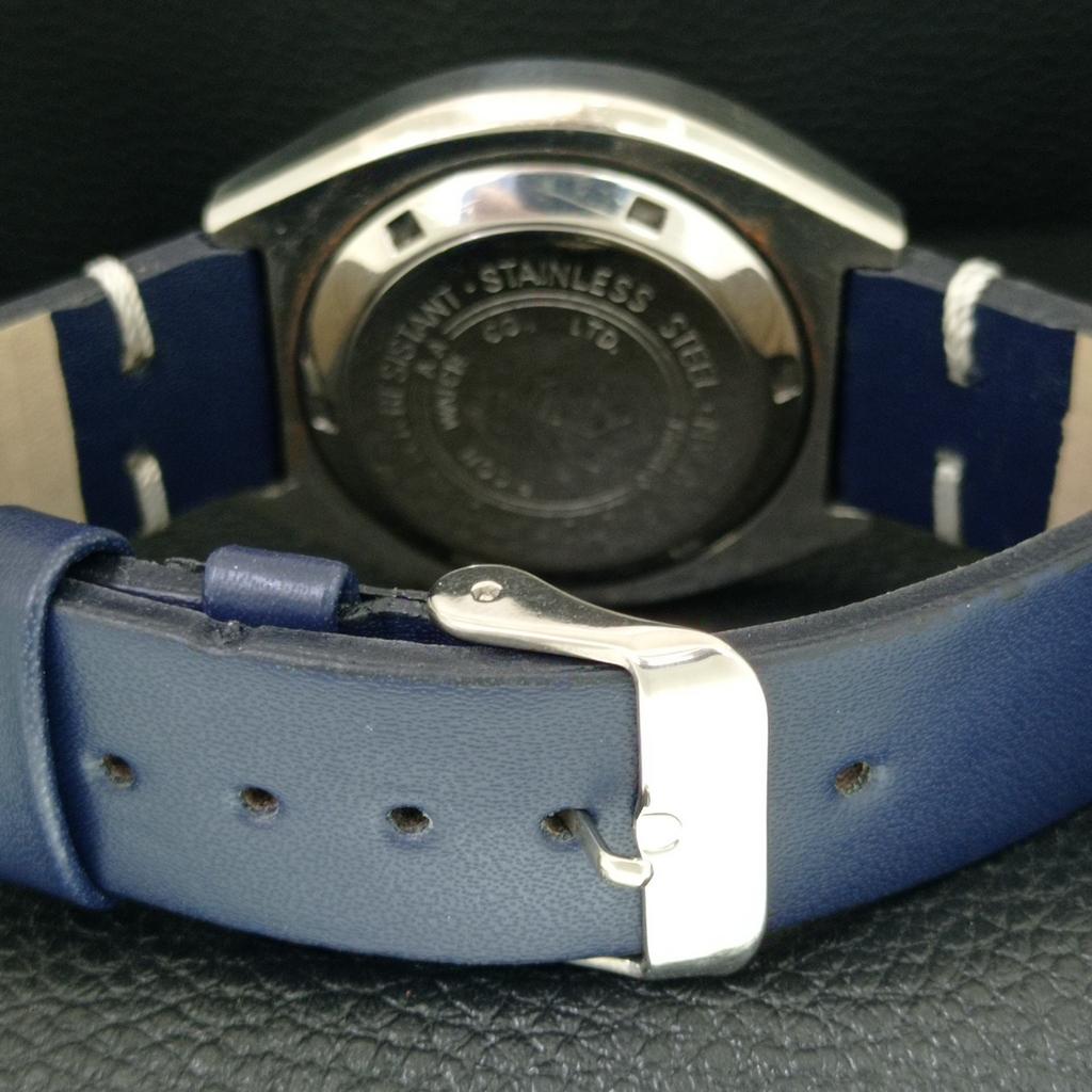 VINTAGE RICOH R31 AUTOMATIC JAPAN MENS BLUE COLOR DIAL WATCH a707692-1