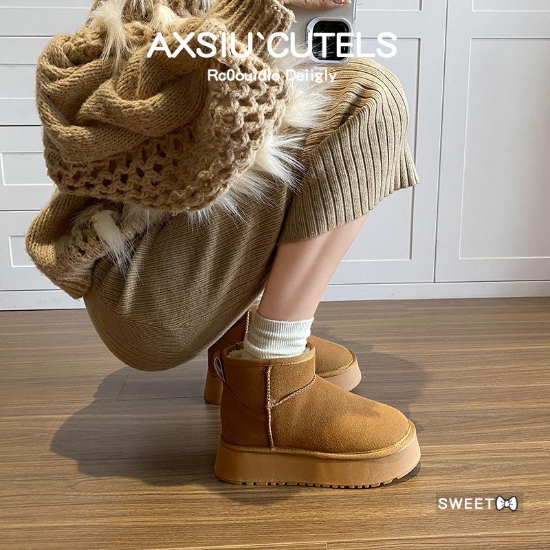 

Thick-soled snow boots women s inner height increases in winter Northeast warm cotton shoes women s non-slip outer wear piled thickened short boots 33 38 малиновий
