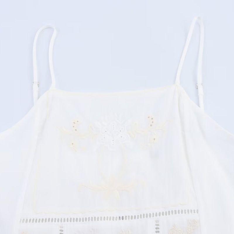 Kaslead New Women Clothes Western Style Fashion Bowknot Decoration Embroidery Flower Top 0881049