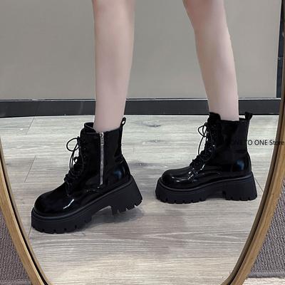 2025 Damen Schwarze Stiefel mit Blockabsatz und Reißverschluss hinten Goth-Stil Schnürstiefel Einfarbig Plateau Kurze Stiefel für Damen Mode Flügel