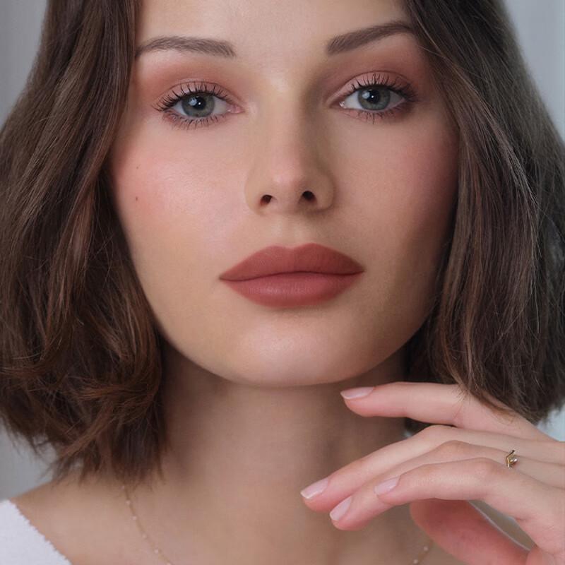 HOURGLASS Golden Rabbit Square Tube Matte Lipstick