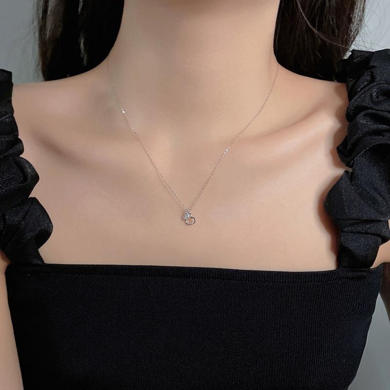 Von Herz zu Herz Halskette Damen S925 Sterlingsilber Leichter Luxus Minderheit Designgefühl Herzform mit Diamant Schlüsselbeinkette