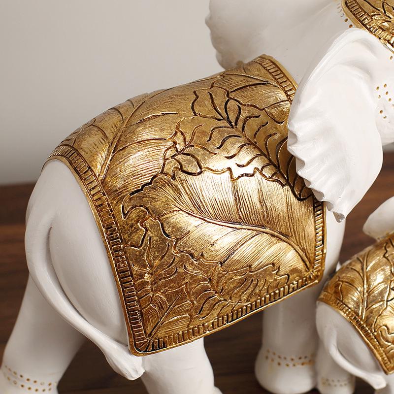 Creative Resin Elephant Ornament for Home Décor: Living Room, TV Cabinet, Entrance, or Wine Cabinet