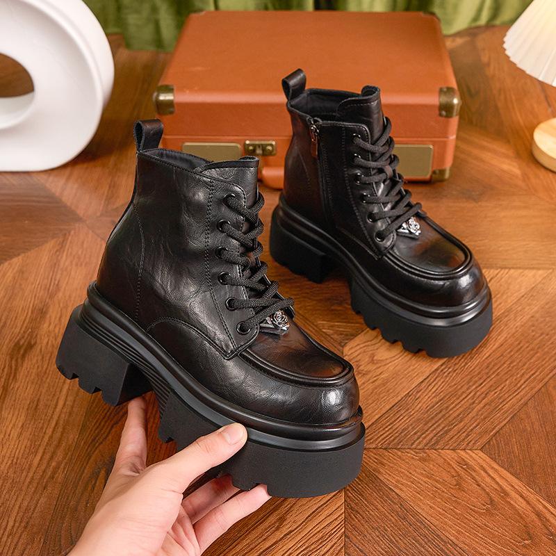Martin-kängor med tjock sula för dam 2025 höst och vinter nya små damstövlar med höjdökning inom 10 cm brittiska högklackade korta stövlar