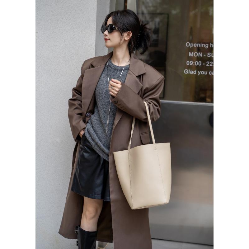 Geantă Versatilă de Mare Capacitate din Piele Naturală pentru Femei și Copii, pentru Naveta Zilnică de Iarnă și Utilizare Casual, Geantă Tip Găleată din Piele Moale de Nappa