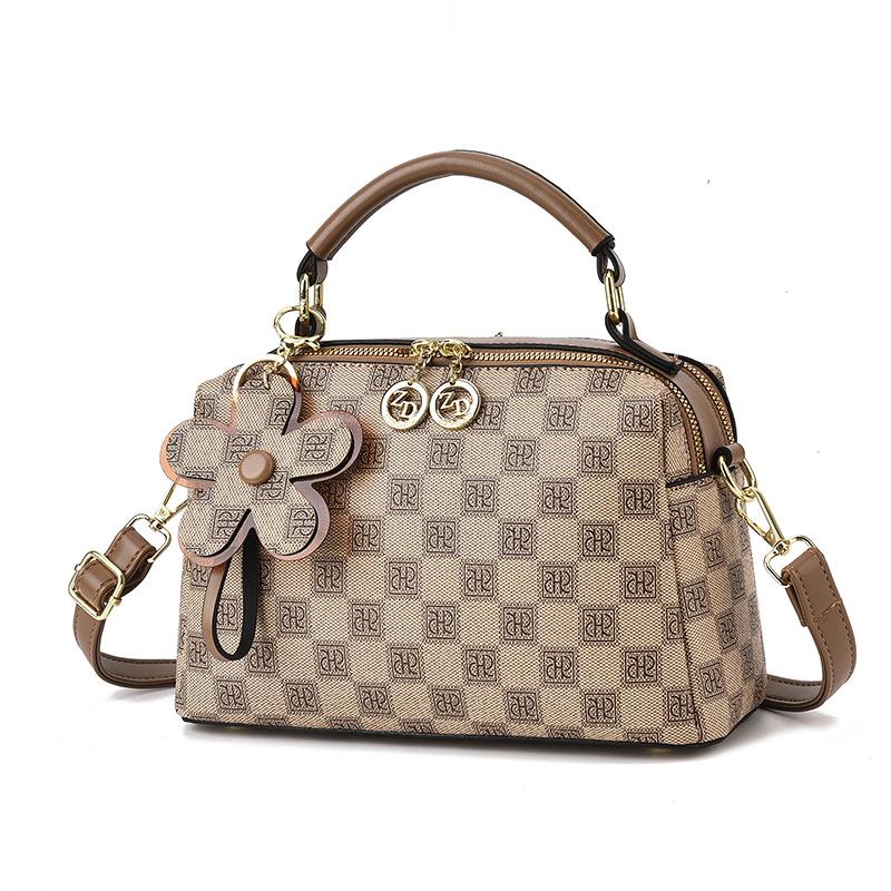 Bag Women's 2025 New Fashion Large Capacity Portable Pillow Bag Versatile Shoulder Crossbody Bag Women's Bag Small Square Bag Tide