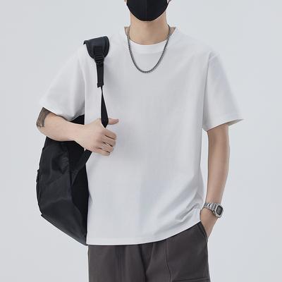 T-Shirts & Muskelshirts – T-Shirts