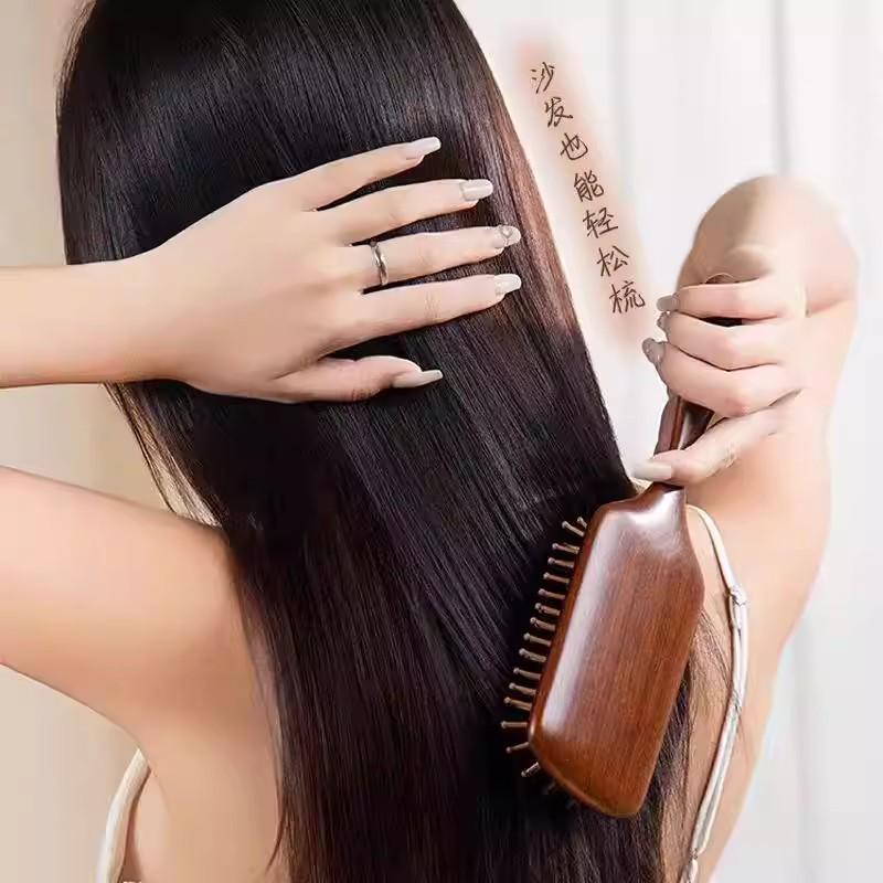 Pettine da Massaggio in Sandalo per Donne: Strumento Meridiani del Cuoio Capelluto e Lisciatura dei Capelli