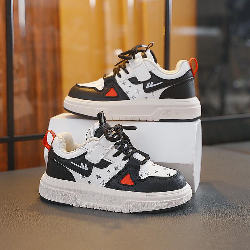 Warrior Classmate Children's Board Shoes Boys' Sports Shoes Spring and Autumn New Girls' Shoes Middle and Older Children's Casual Shoes Trend