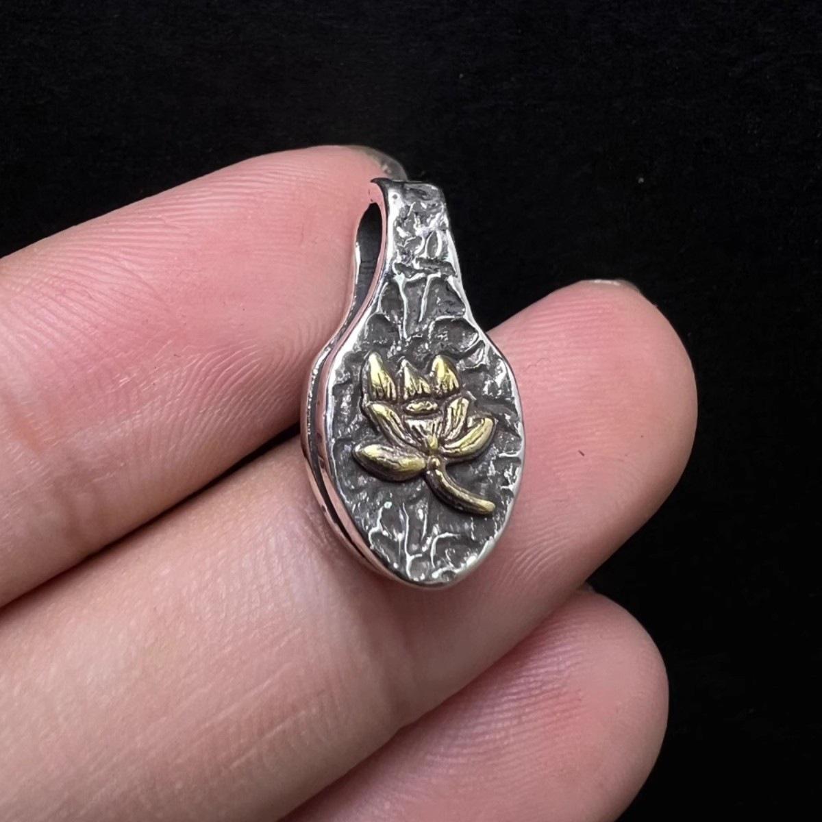 Retro Lotus Tibetan Side Clip: Star  Moon Bodhi Passion Fruit Seed Counting Accessory Medium