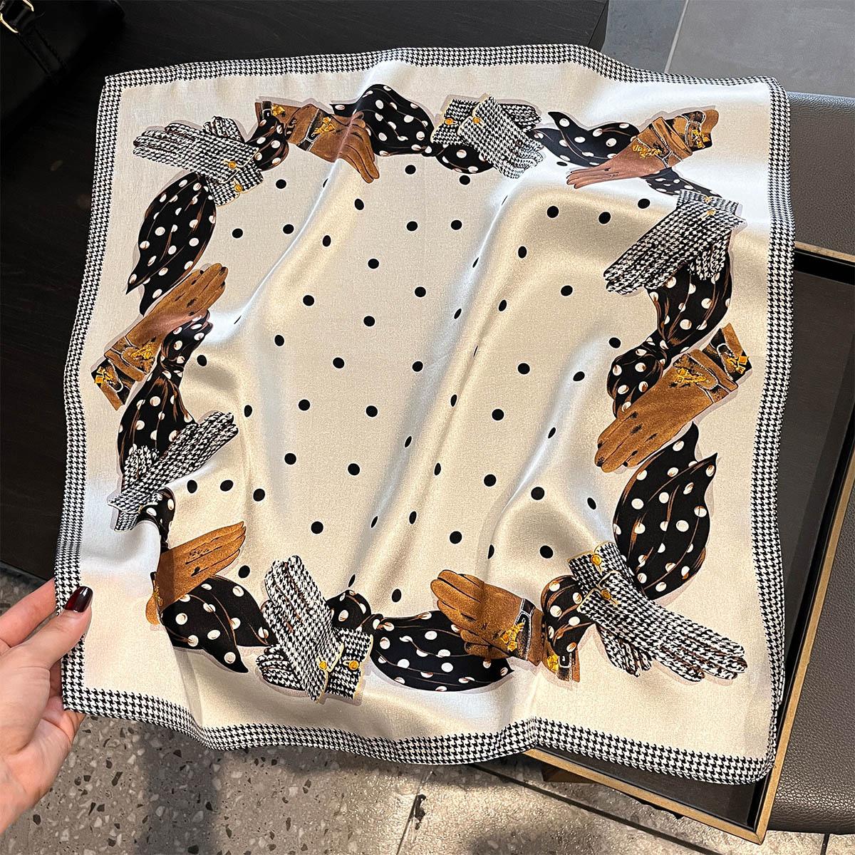 

Luxury 100% Mulberry Silk Scarf Women Dot Print Bandana Shawl Lady Neckerchief Handkerchief Female Decorative Wrap 53cm 53x53CM