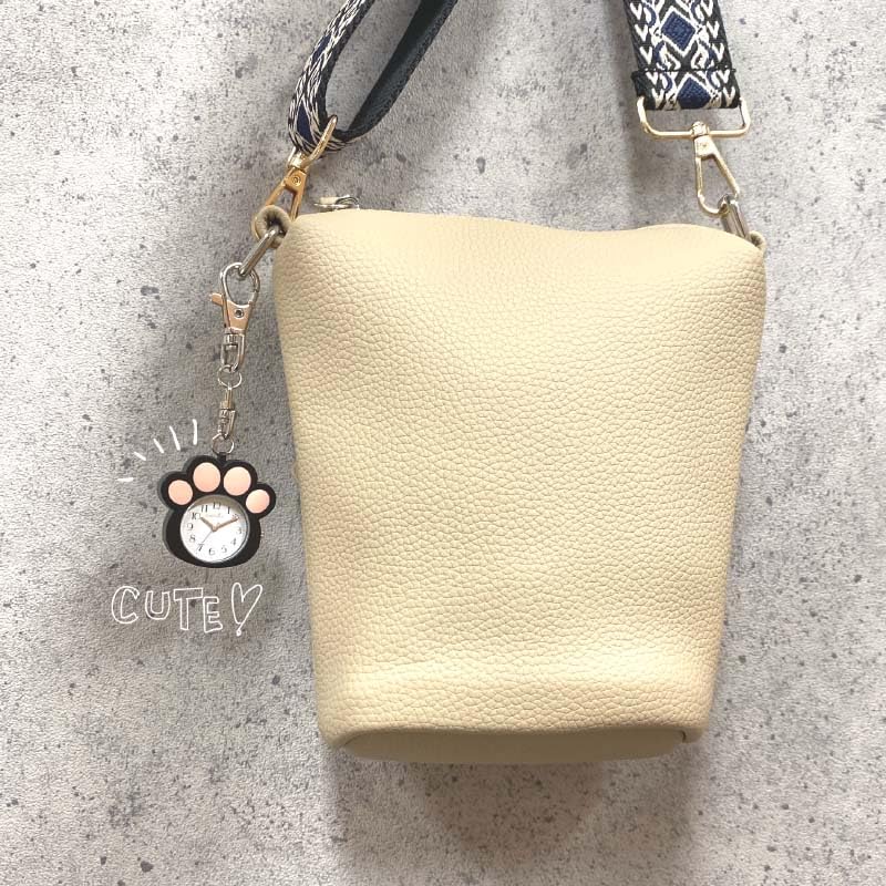 Catmint Paw Print Charm Pocket Watch Black [Follow] N02225S-0 Women's