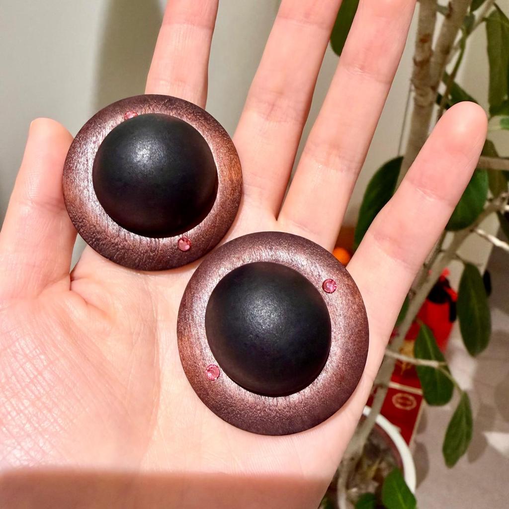 Retro Black Wooden Semi-Circular Stud Earrings with 3D Ball Design - European & American High-End Style.