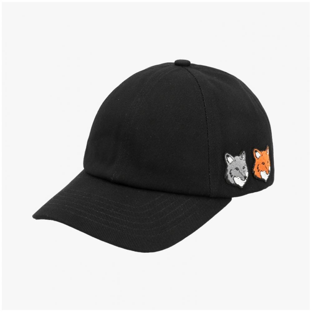 Maison Kitsune Double Fox Head Patch Cap Om611cfww0096
