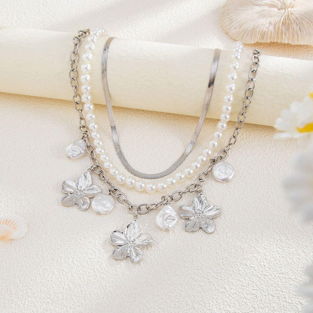Multilayer Flower Pendant Necklace Flower Clavicle Chain Imitation Pearl Snake Chain Choker  Gift