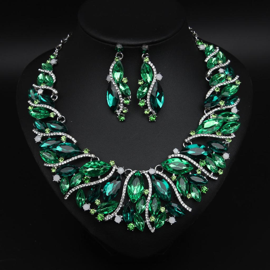 2026 European and American fashion crystal gemstone necklace women's earring set luxury bridal banquet dress accessories