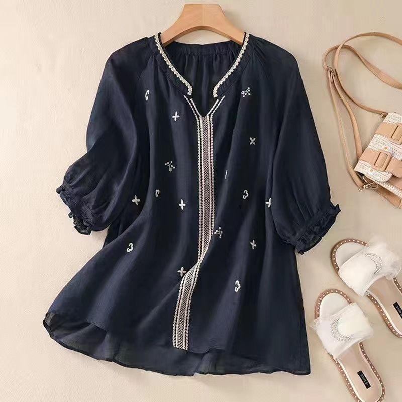 New Embroidered Retro Medium-sleeved Shirt Loose Temperament Casual Top