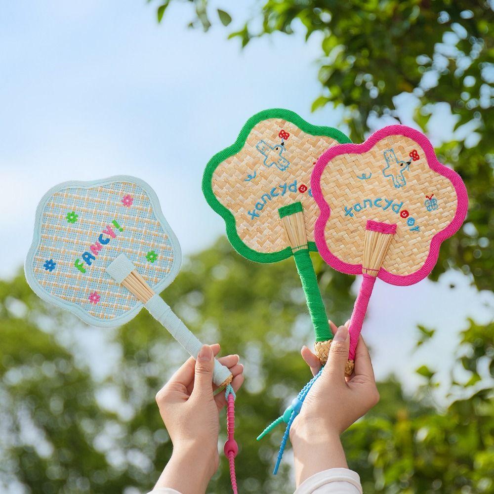 Handmade Hand Cranked Fan Handheld Cute Woven Fan Colorful Manual Straw Hand Fans  Party Decoration