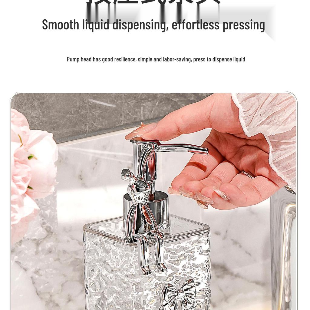 Dávkovač na pěnové mýdlo na ruce a šampon