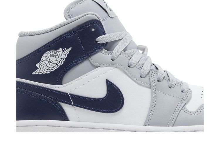 Jordan 1 Mid Wolf Grey Midnight Navy