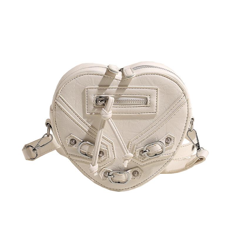 Bags Personality Love Small Bag 2025 New Korean Version Fashion Rivet Trend Ins Internet Celebrity Ladies Messenger Bag