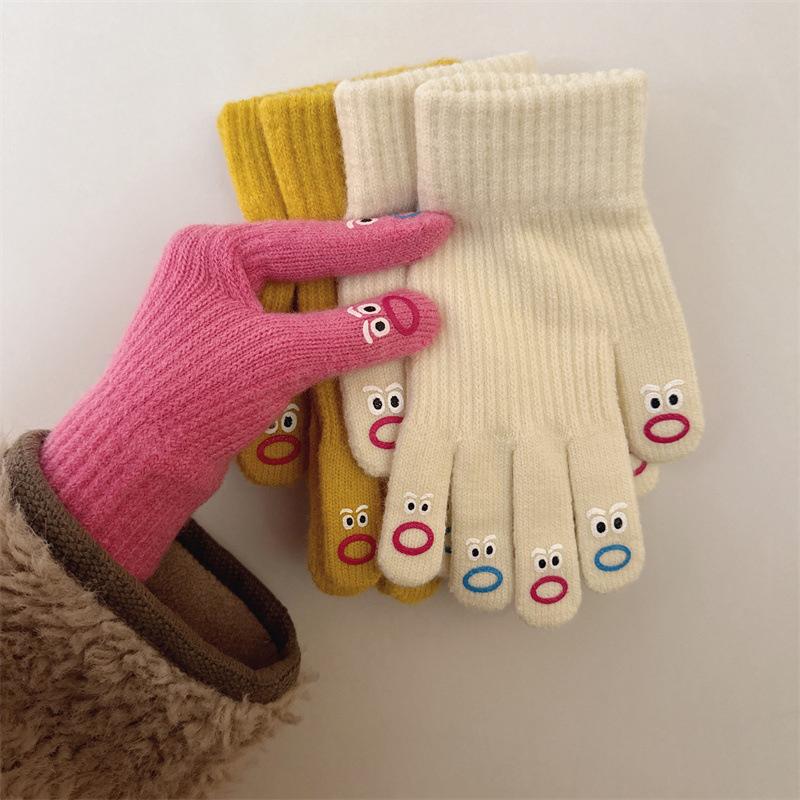 1 Pair Women'S Funny Facial Expression Knitted Gloves Full Finger Gloves Soft Crochet Mittens Cartoon Expression Driving Glove