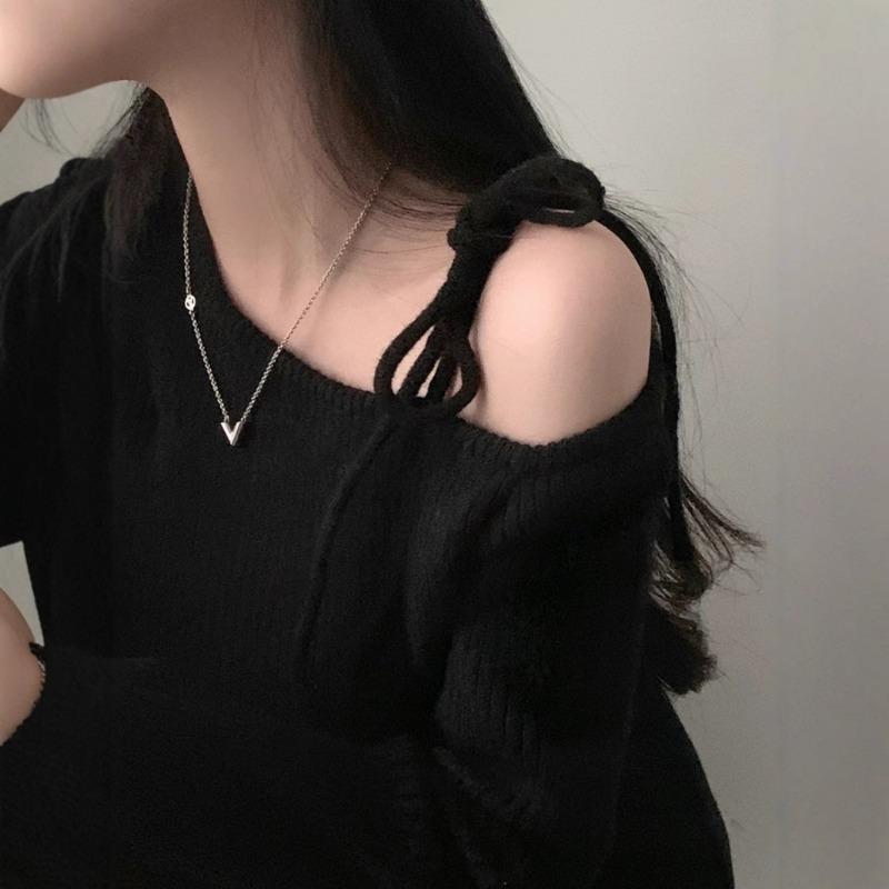 

Красный вязаный свитер на одно плечо со шнуровкой для женщин в японском стиле, короткие топы, женские шикарные пуловеры длиной до плеч с длинными рукавами One Size чёрный