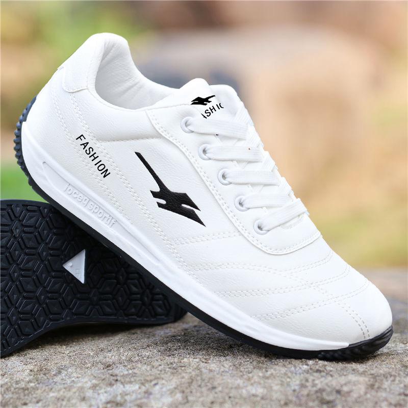 Men s Trendy Casual Sports Shoes: Lightweight, Thick-Soled, Lace-Up Leather Sneakers 43