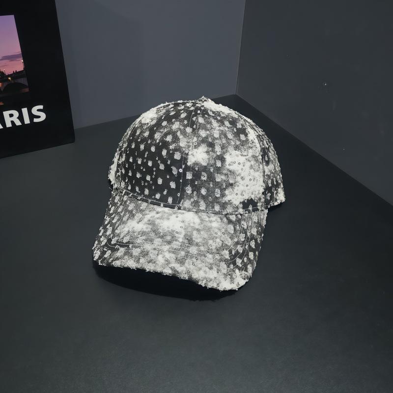 Spring and summer new fashion niche sequins old hole design baseball cap outdoor street racket travel sunshade sunscreen cap