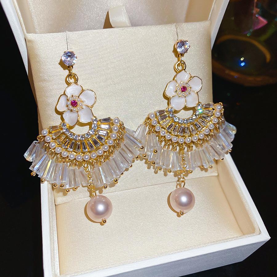 European and American geometric color flower zircon fringed earrings, stud earrings, exquisite luxury earrings, women