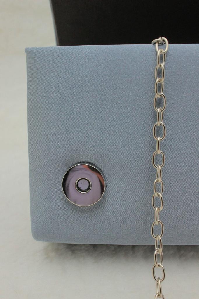 Women's Stylish and Useful Evening Dress Bag Satin Silver Evening Dress Bag Clutch Portfolio Strap Shoulder and Hand Bag 2023