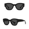 Classic Rivet Retro Cat Eye Sunglasses Women For Men Fashion Vintage Punk Sun Glasses Popular Big Frame Travel Eyeglasses UV400