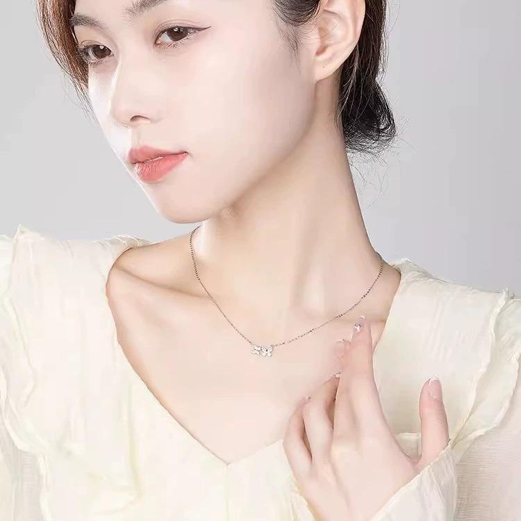 Full Diamond Butterfly Necklace Light Luxury Niche Design Collarbone Chain Women'S Birthday Gift For Girlfriend Quality