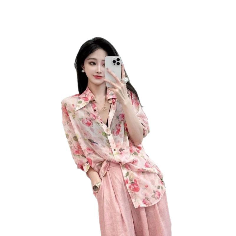 Elegant Rose Button Long-Sleeve Women's Shirt - Sweet, Stylish Design, Sun Protection Outerwear