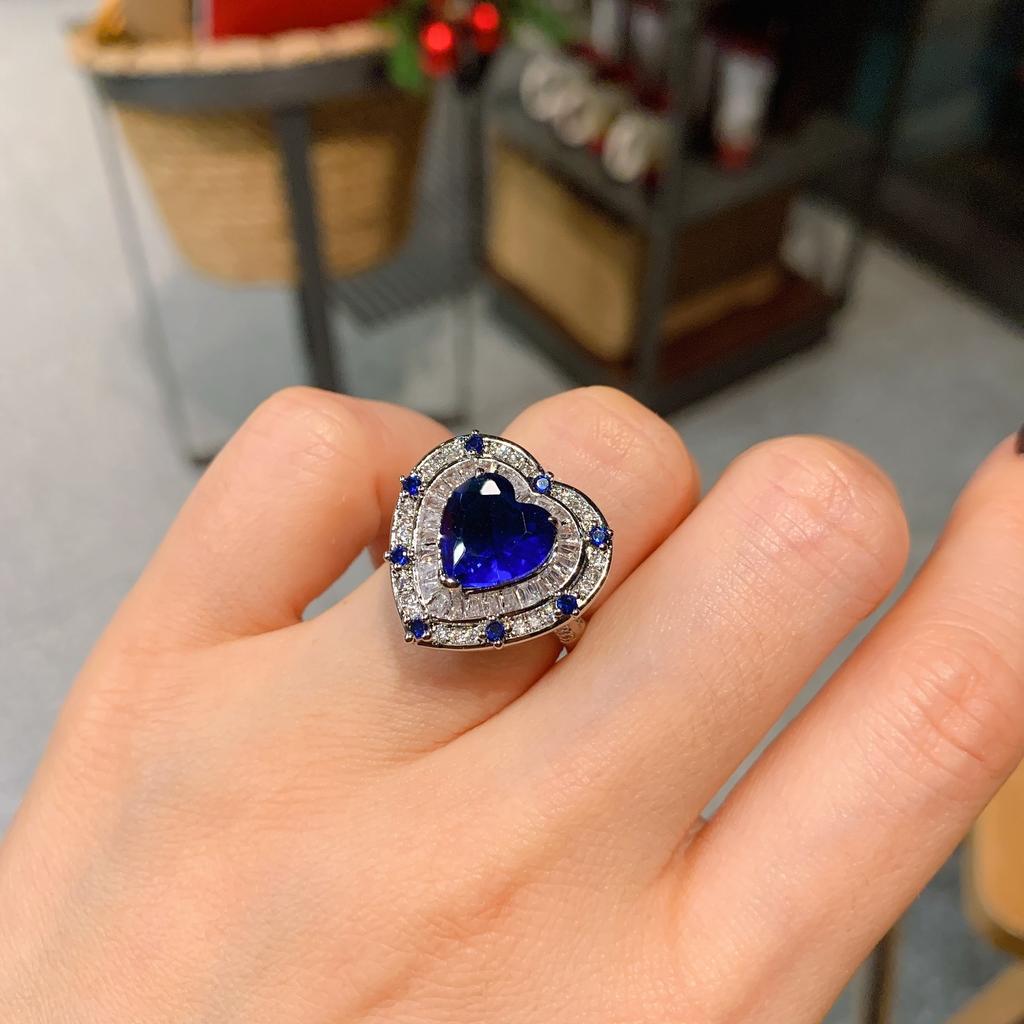 Jewelry Ring Simulation Susceptible Ring Refers To The Heroine Stone 10 * 10