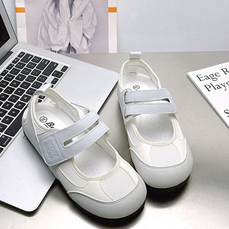 3 flat-bottomed Velcro sports bag head sandals women's summer hollowed-out outer wear new breathable fashion shoes