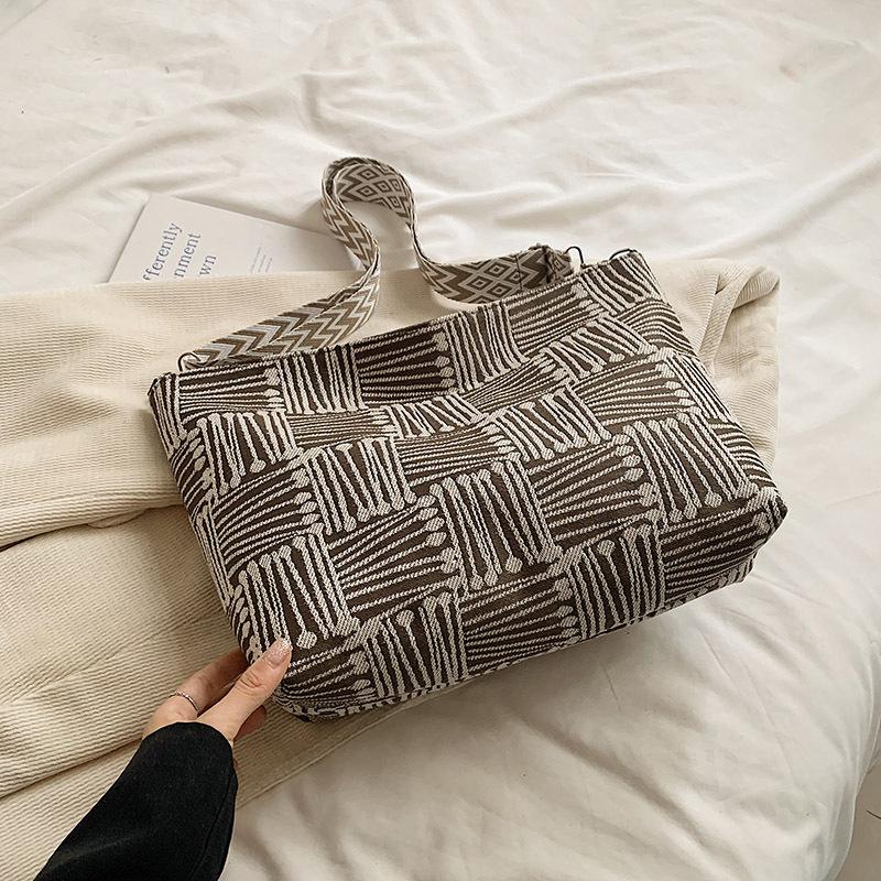 Cloth Bag Women'S Large-Capacity High-Value Wide Shoulder Strap Single Shoulder Messenger Bag Niche Autumn Canvas Bag