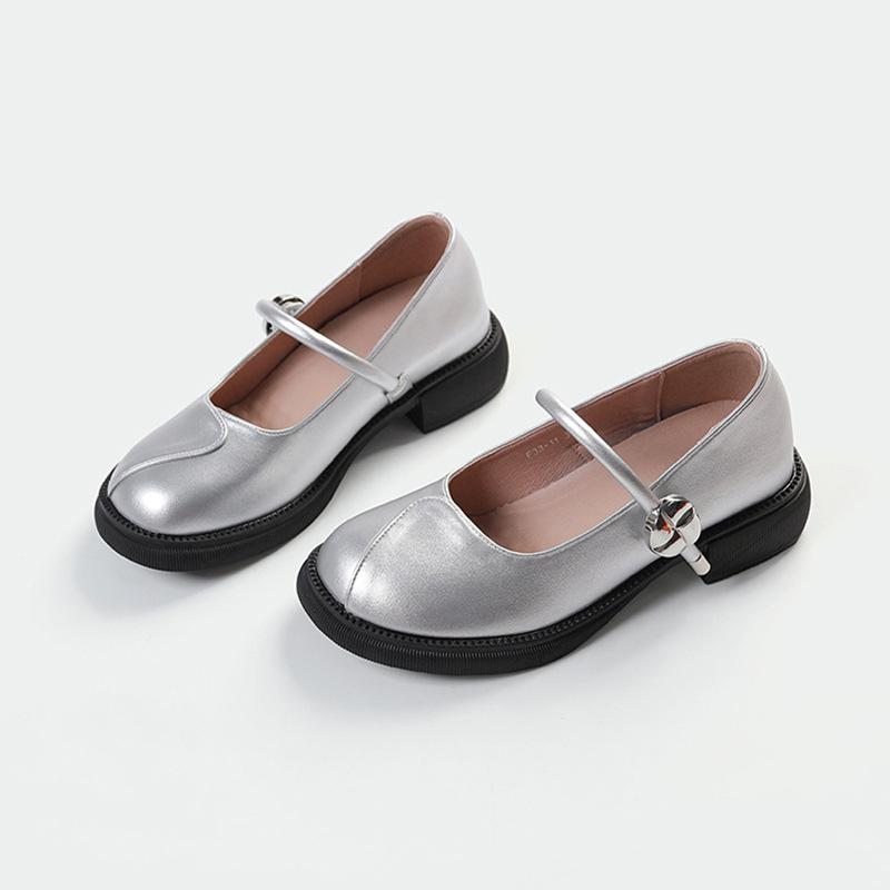 Small Inner Height Increase 3233 Small Size 2025 New One-word Buckle French Mary Jane Small Leather Shoes Women's Silver Single Shoes