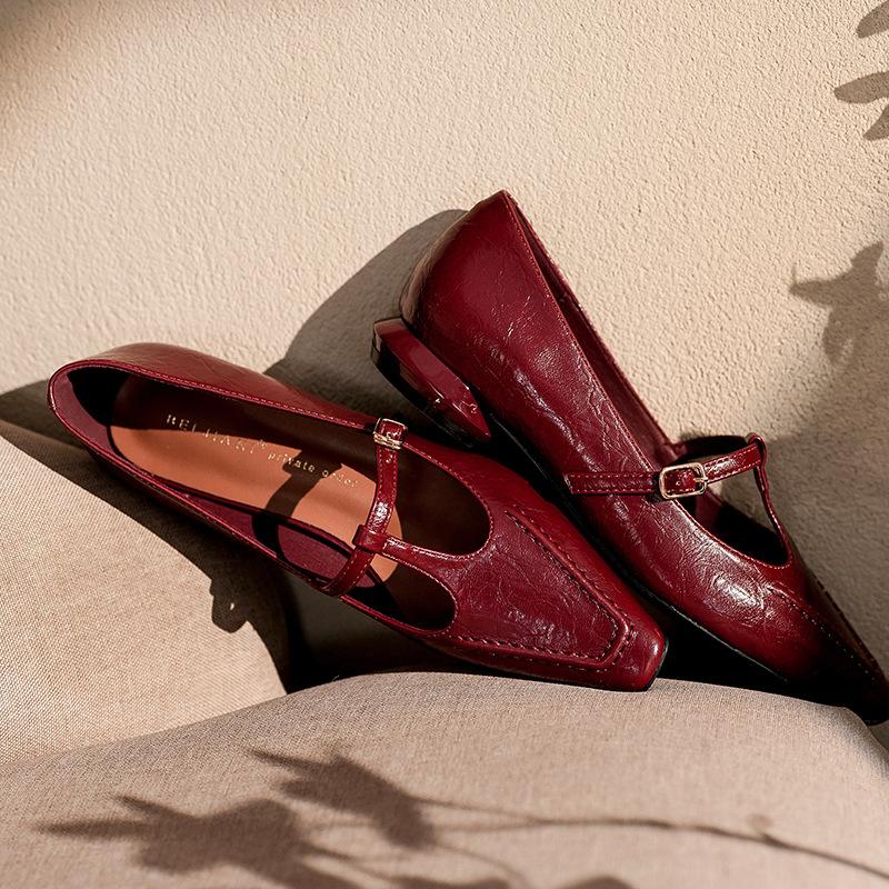 Sheepskin retro T-buckle Mary Jane shoes women's flat thick heel low heel single shoes small leather shoes