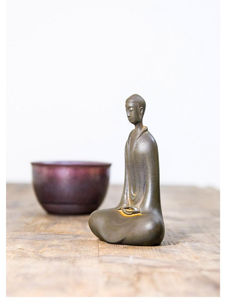 Zen Northern Wei Buddha Resin Statue: Handmade Chinese-Style Decor for Living Room