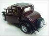 Kinsmart 1932 Ford 3-okénkové kupé 1/34 Měřítko Kovový model auta, Hnědý