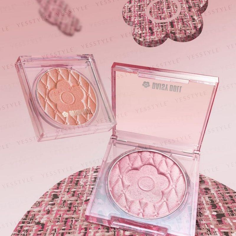Club Cosmetics - DAISY DOLL Powder Blush Bloom