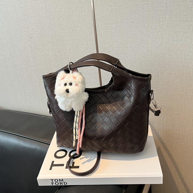 Korean Version Woven Handbag Bag Women's 2025 New Fashion Versatile Shoulder Messenger Bag Large-capacity Commuter Bucket Bag