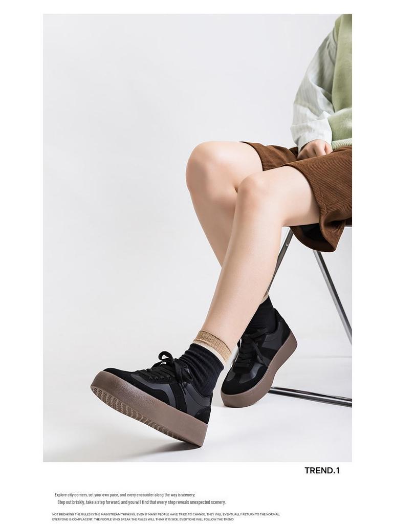 Autumn Retro German Trainer: Versatile White Casual Sneakers for Women F8862