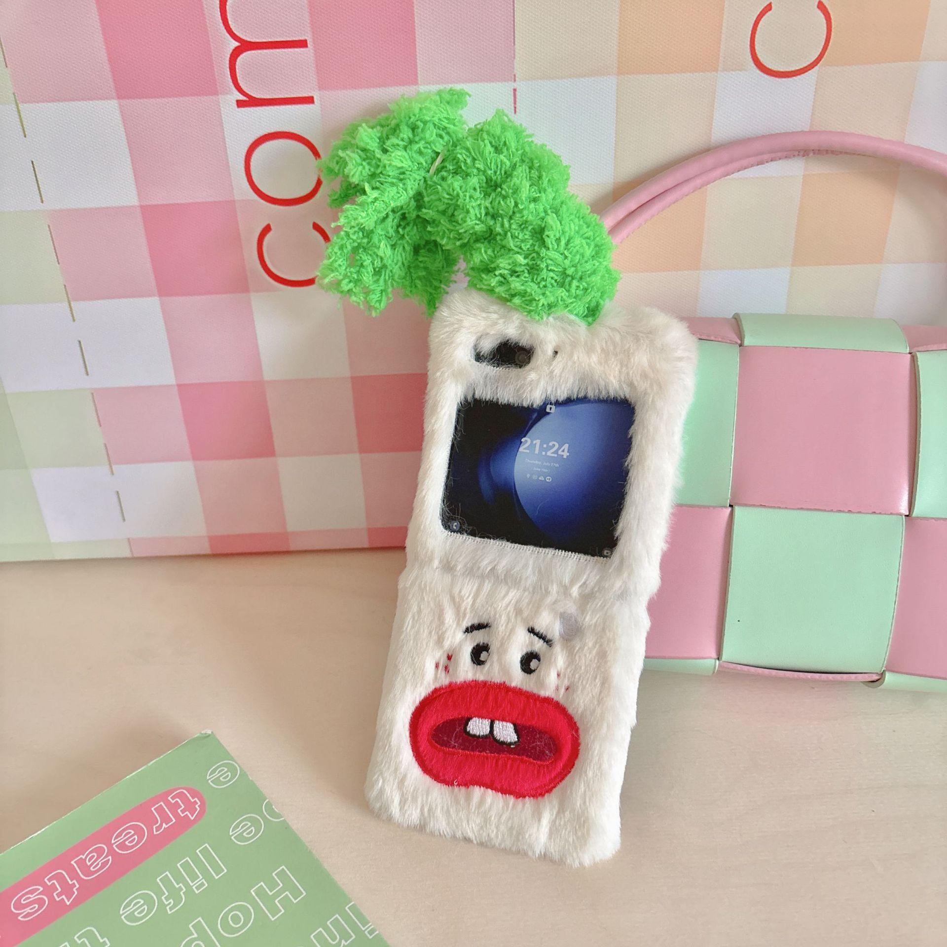 Plush green hair phone case for Samsung Z FLIP6 folding Z FLIP5 trend Z FLIP4/3 personality Z FLIP6