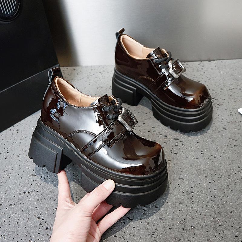 Plateau-Loafers Damenschuhe 2025 Frühling und Herbst neu vielseitig kleine innere Höhenerhöhung Damenschuhe Britischer Stil kleine Lederschuhe