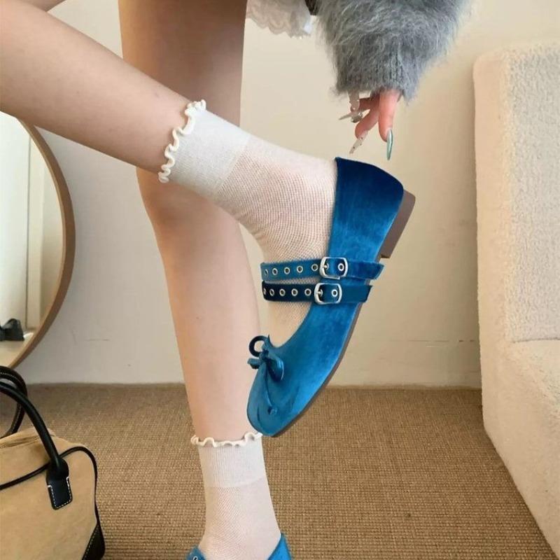 Lolita Socks Spring and Summer Hollow Lace Bowknot Thin Breathable White Stockings Middle Tube Casual Black Socks