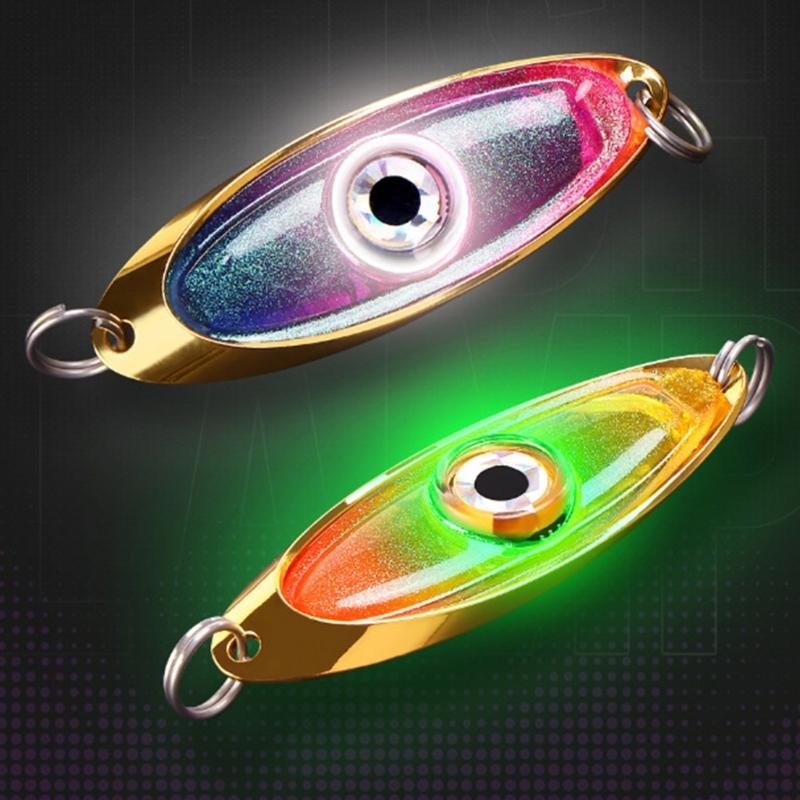 Glowing Fishing Spoon Attracting Fish LED Fishing Lure Light Flasher Fishing Baits Glow In Dark Night Fishing Accessory