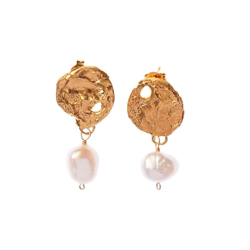 Natural Baroque Pearl Earrings 2025 New Fashion Cold Bohemian Lighthouse Earrings New Products