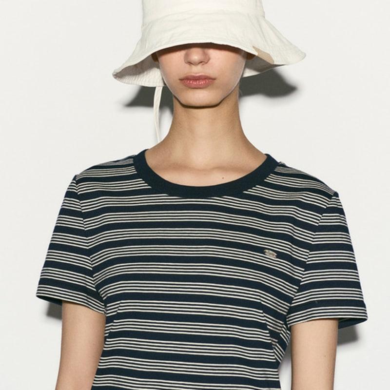 RE RHEE ADJUSTABLE STRAP BUCKET HAT WHITE